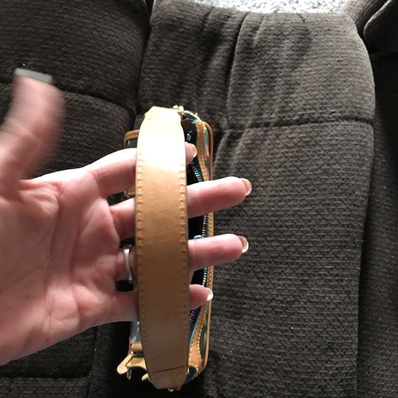 Purse - Picture 4 of 6